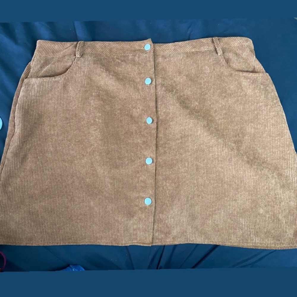 Brown corduroy skirt!